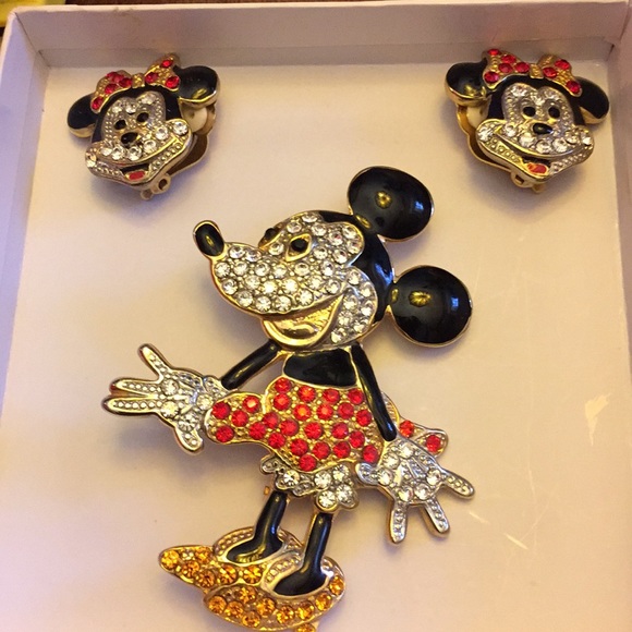 Disney Jewelry - Disney Minnie Mouse Swarovski Crystal Pin/Earrings